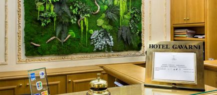 Gavarni Hotel Lobby