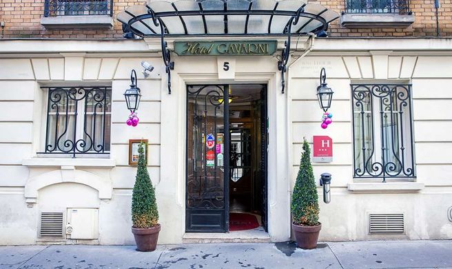 Gavarni Hotel Exterior