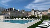 Dream Castle Paris Pool