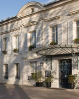 Pavillon Henri IV Hotel