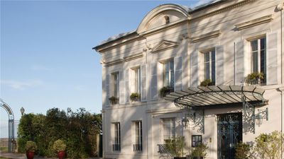 Pavillon Henri IV Hotel