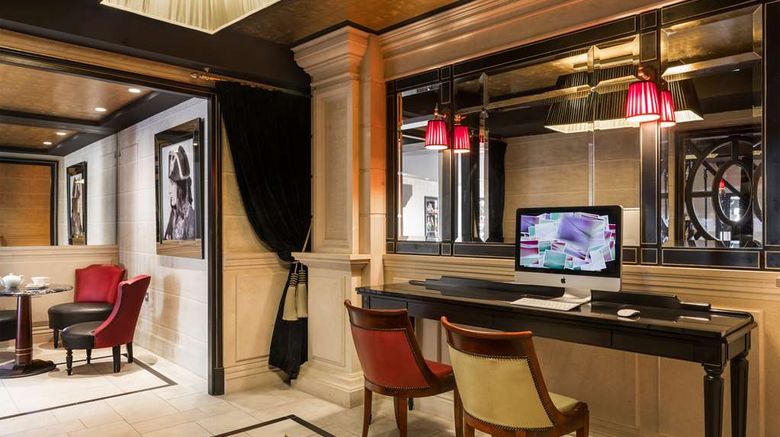 <b>Maison Albar Hotels Le Champs-Elysees Lobby</b>. Images powered by <a href="https://iceportal.shijigroup.com/" title="IcePortal" target="_blank">IcePortal</a>.