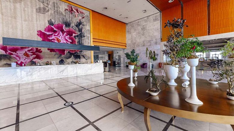 <b>Hotels & Preference Hualing Tbilisi Lobby</b>. Images powered by <a href="https://iceportal.shijigroup.com/" title="IcePortal" target="_blank">IcePortal</a>.