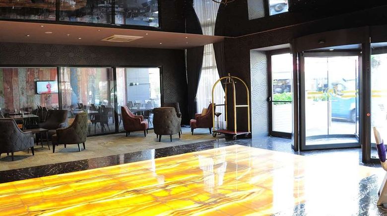 <b>Tryp By Wyndham Istanbul Sancaktepe Lobby</b>. Images powered by <a href="https://iceportal.shijigroup.com/" title="IcePortal" target="_blank">IcePortal</a>.
