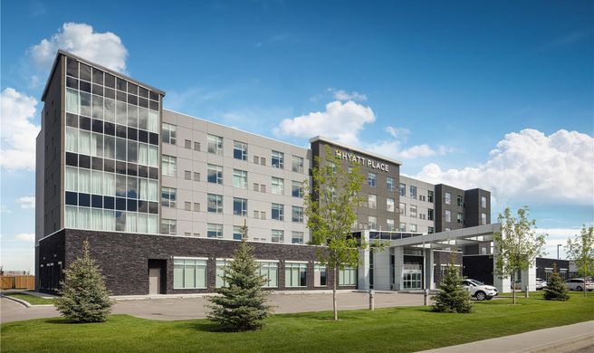 Hyatt Place Calgary Airport Exterior