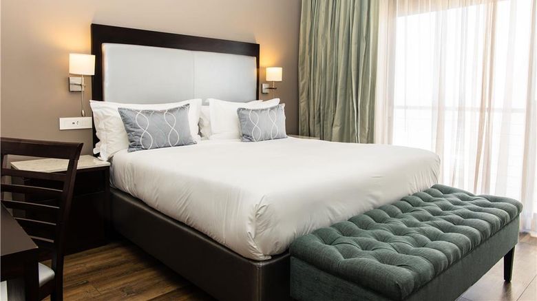 <b>Premier Hotel Cape Manor Room</b>. Images powered by <a href="https://iceportal.shijigroup.com/" title="IcePortal" target="_blank">IcePortal</a>.