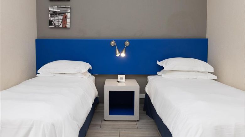 <b>Splendid Inn Bayshore Room</b>. Images powered by <a href="https://iceportal.shijigroup.com/" title="IcePortal" target="_blank">IcePortal</a>.