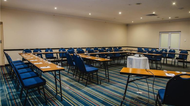 <b>Splendid Inn Bayshore Meeting</b>. Images powered by <a href="https://iceportal.shijigroup.com/" title="IcePortal" target="_blank">IcePortal</a>.