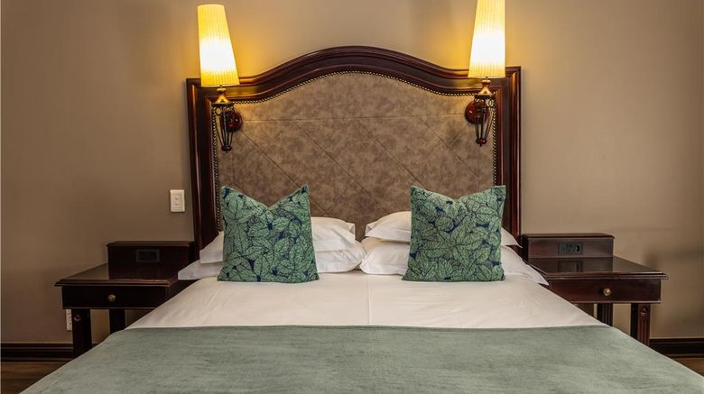 <b>Premier Hotel Pretoria Room</b>. Images powered by <a href="https://iceportal.shijigroup.com/" title="IcePortal" target="_blank">IcePortal</a>.
