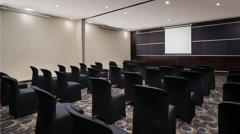 <b>Premier Hotel O.R. Tambo Meeting</b>. Images powered by <a href="https://iceportal.shijigroup.com/" title="IcePortal" target="_blank">IcePortal</a>.