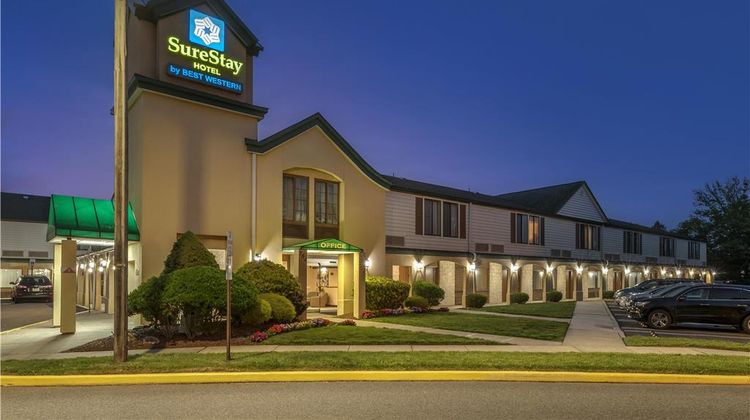 SureStay By Best Western East Brunswick Exterior