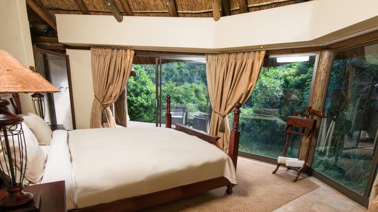 <b>Premier Resort Mpongo Private Game Resrv Room</b>. Images powered by <a href="https://iceportal.shijigroup.com/" title="IcePortal" target="_blank">IcePortal</a>.