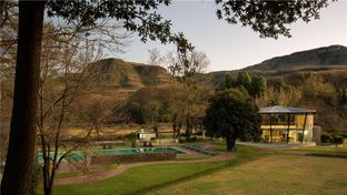 Sani Pass Hotel