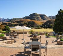 Sani Pass Hotel Exterior