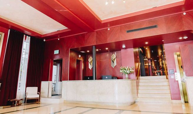 Crest Hotel & Suites Lobby