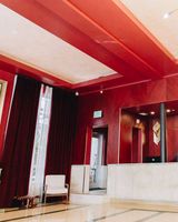 Crest Hotel & Suites
