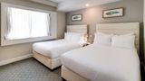 Crest Hotel & Suites Suite
