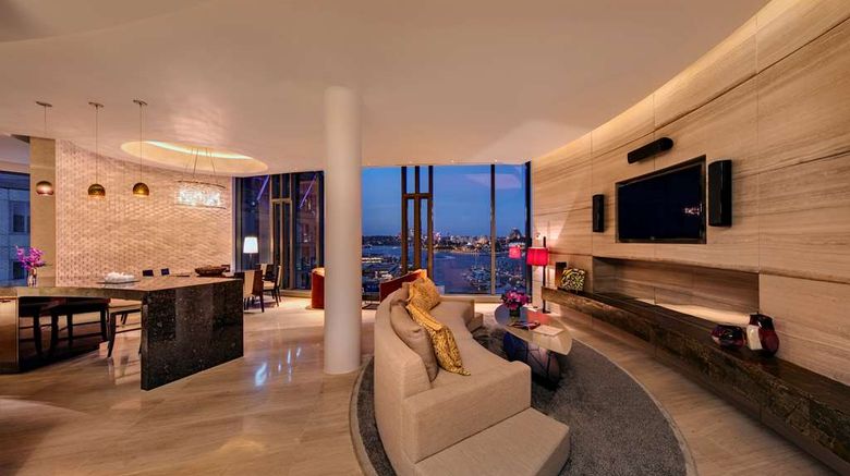 <b>The Darling Suite</b>. Images powered by <a href="https://iceportal.shijigroup.com/" title="IcePortal" target="_blank">IcePortal</a>.