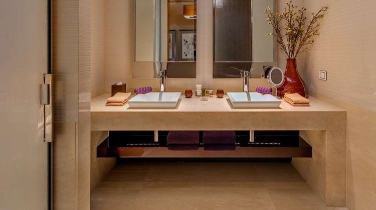 The Darling Suite
