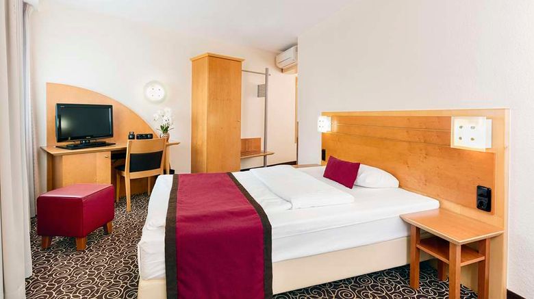 <b>Best Western Hotel Hohenzollern Room</b>. Images powered by <a href="https://iceportal.shijigroup.com/" title="IcePortal" target="_blank">IcePortal</a>.
