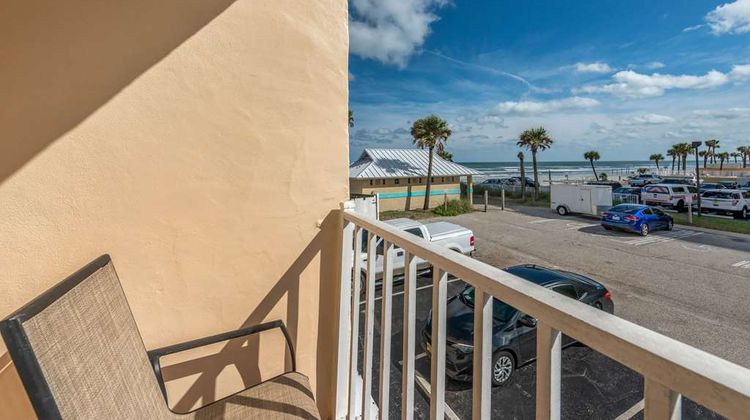 Quality Inn Daytona Beach Oceanfront Room