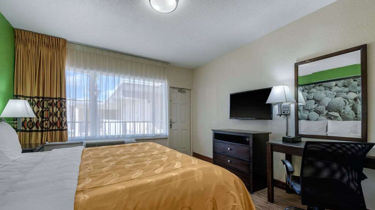 Quality Inn Daytona Beach Oceanfront Room