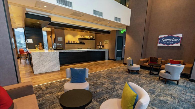 <b>Hampton by Hilton Antofagasta Lobby</b>. Images powered by <a href="https://iceportal.shijigroup.com/" title="IcePortal" target="_blank">IcePortal</a>.