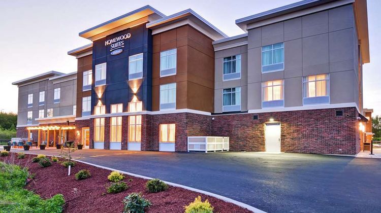 Homewood Suites Hadley Amherst Exterior