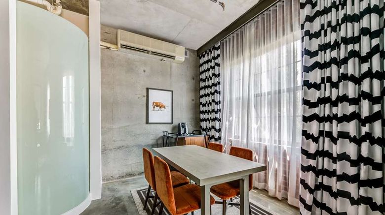 <b>NYLO Dallas Plano, a Tapestry Hotel Room</b>. Images powered by <a href="https://iceportal.shijigroup.com/" title="IcePortal" target="_blank">IcePortal</a>.