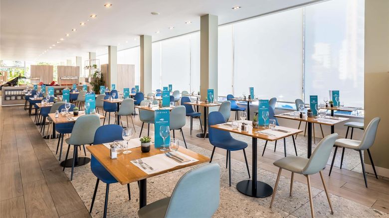 <b>Occidental Hotel Las Piramides Restaurant</b>. Images powered by <a href="https://iceportal.shijigroup.com/" title="IcePortal" target="_blank">IcePortal</a>.