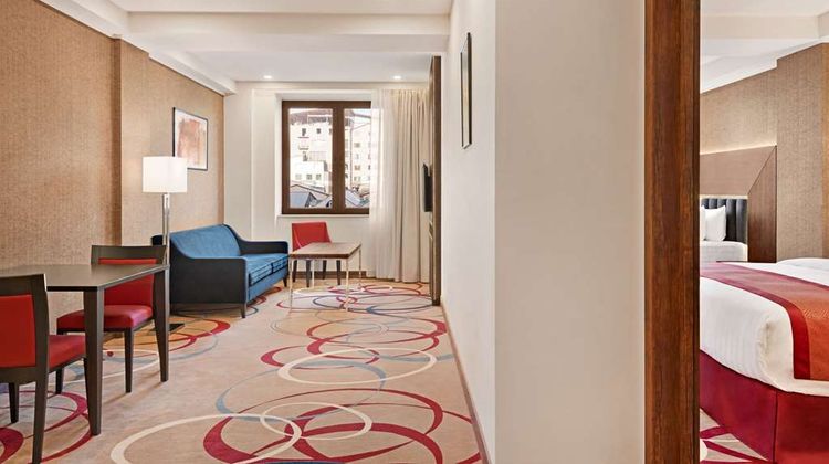 Ramada by Wyndham Hotel/Suites, Yerevan Suite