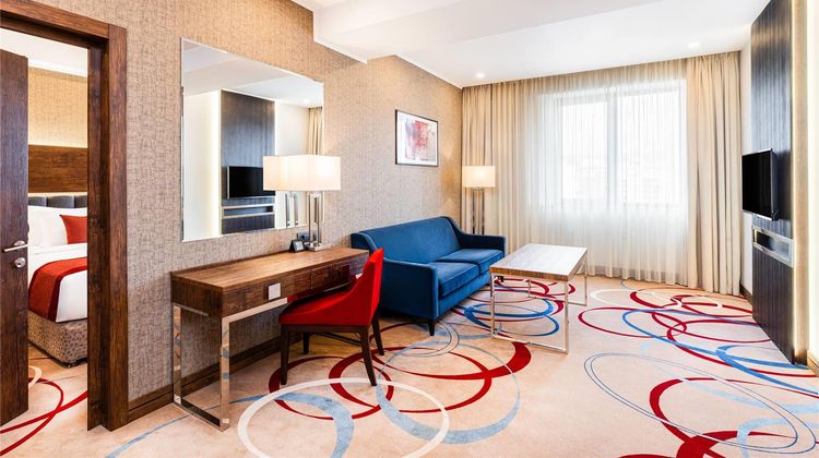 Ramada by Wyndham Hotel/Suites, Yerevan Suite