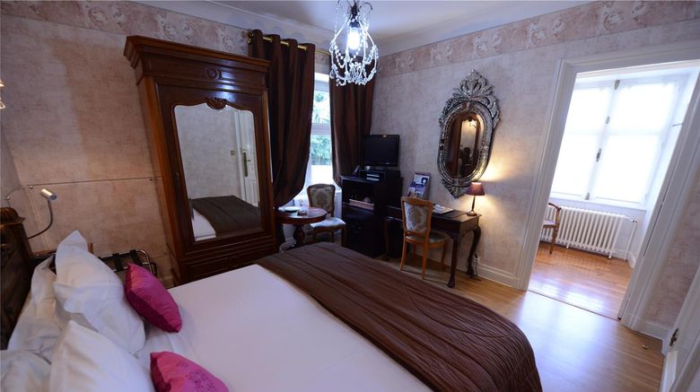 <b>Chateau du Boisniard Room</b>. Images powered by <a href="https://iceportal.shijigroup.com/" title="IcePortal" target="_blank">IcePortal</a>.