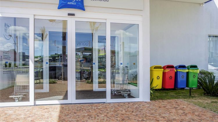 Ibis Budget Uberlandia Exterior
