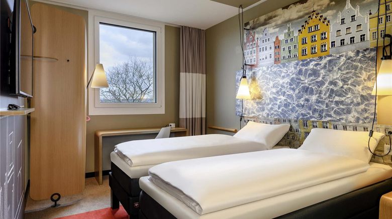 <b>Ibis Landshut City Room</b>. Images powered by <a href="https://iceportal.shijigroup.com/" title="IcePortal" target="_blank">IcePortal</a>.