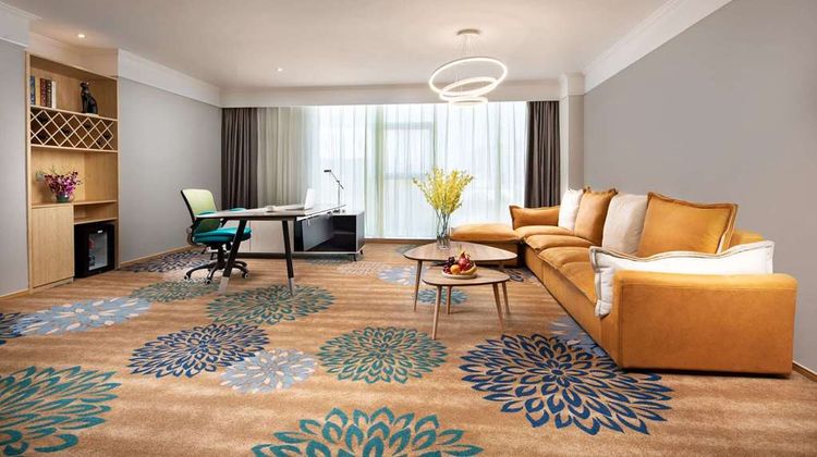 Ramada Encore by Wyndham Linyi Room