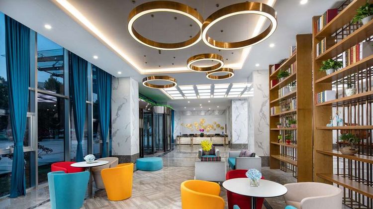Ramada Encore by Wyndham Linyi Restaurant