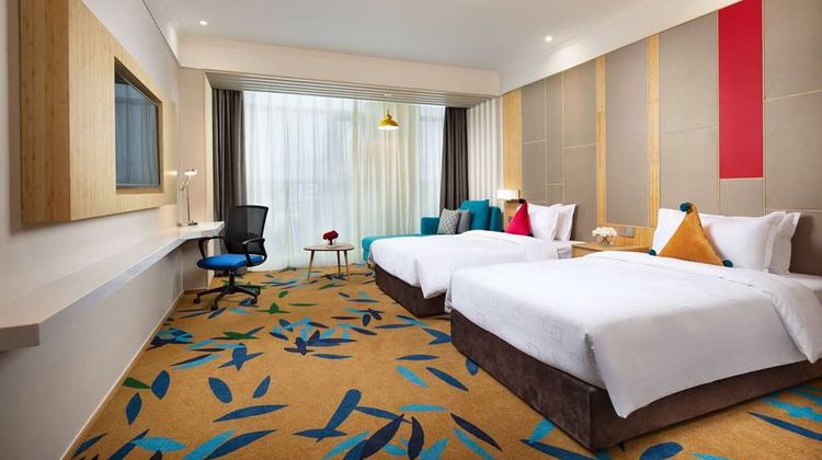 Ramada Encore by Wyndham Linyi Room