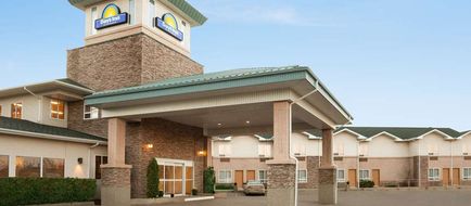 Days Inn Exterior