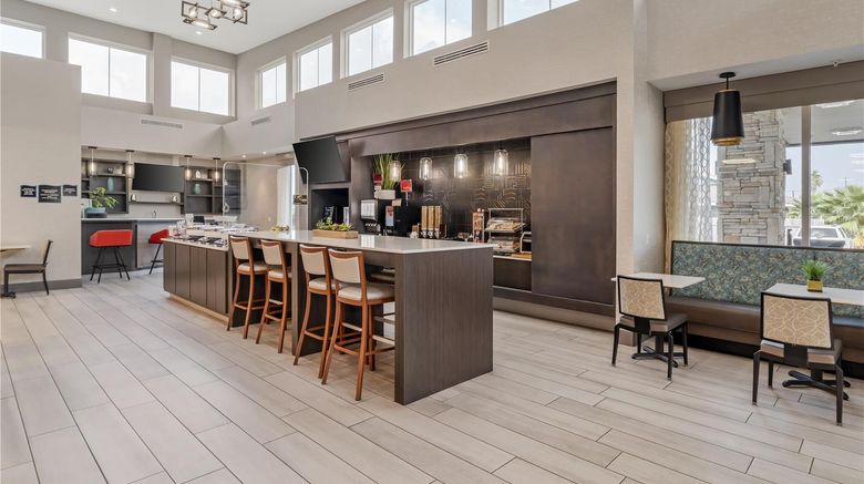 <b>Executive Residency by BW Corpus Christi Restaurant</b>. Images powered by <a href="https://iceportal.shijigroup.com/" title="IcePortal" target="_blank">IcePortal</a>.