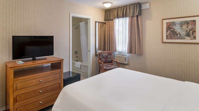 <b>SureStay by BW North Vancouver Capilano Room</b>. Images powered by <a href="https://iceportal.shijigroup.com/" title="IcePortal" target="_blank">IcePortal</a>.
