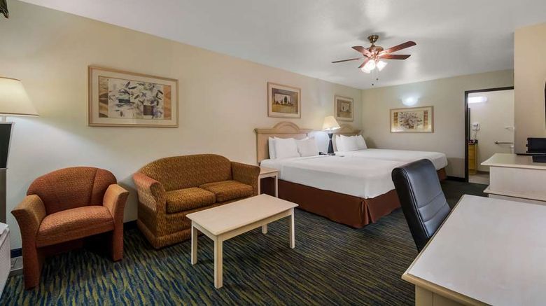<b>SureStay Hotel by BW Falfurrias Room</b>. Images powered by <a href="https://iceportal.shijigroup.com/" title="IcePortal" target="_blank">IcePortal</a>.