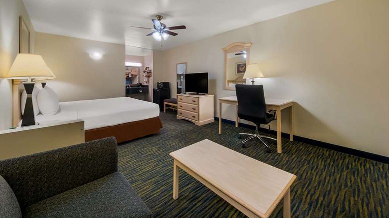 <b>SureStay Hotel by BW Falfurrias Room</b>. Images powered by <a href="https://iceportal.shijigroup.com/" title="IcePortal" target="_blank">IcePortal</a>.