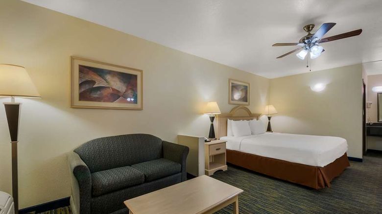 <b>SureStay Hotel by BW Falfurrias Room</b>. Images powered by <a href="https://iceportal.shijigroup.com/" title="IcePortal" target="_blank">IcePortal</a>.