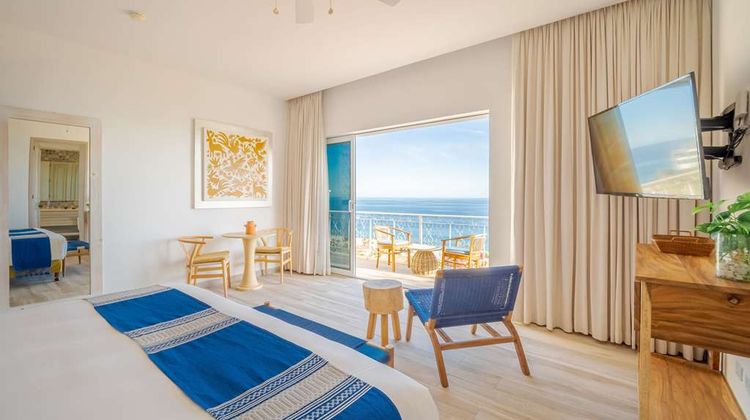 Mar del Cabo Room