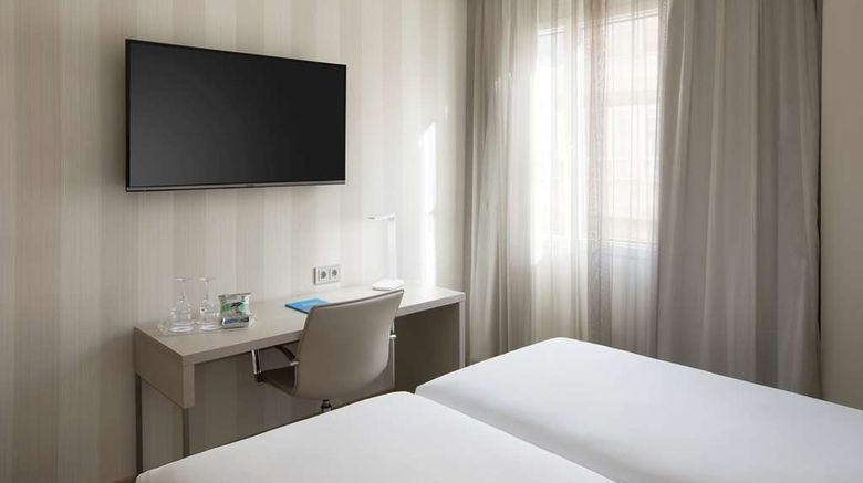 <b>Hesperia Murcia Room</b>. Images powered by <a href="https://iceportal.shijigroup.com/" title="IcePortal" target="_blank">IcePortal</a>.