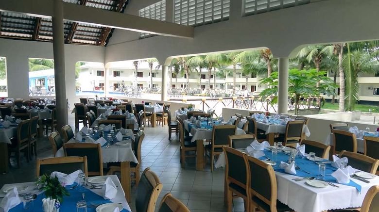 <b>Oceanic Bay Hotel and Resort Restaurant</b>. Images powered by <a href="https://iceportal.shijigroup.com/" title="IcePortal" target="_blank">IcePortal</a>.