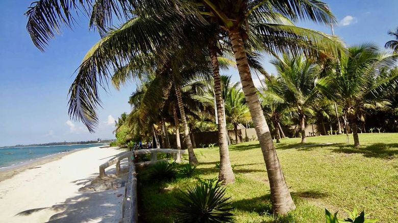 <b>Oceanic Bay Hotel and Resort Beach</b>. Images powered by <a href="https://iceportal.shijigroup.com/" title="IcePortal" target="_blank">IcePortal</a>.