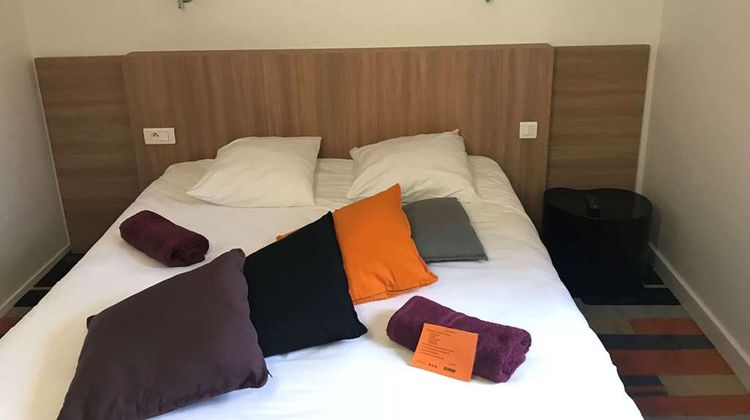 Kyriad Direct Agen Castelculier Room