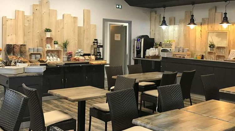 Kyriad Direct Agen Castelculier Restaurant